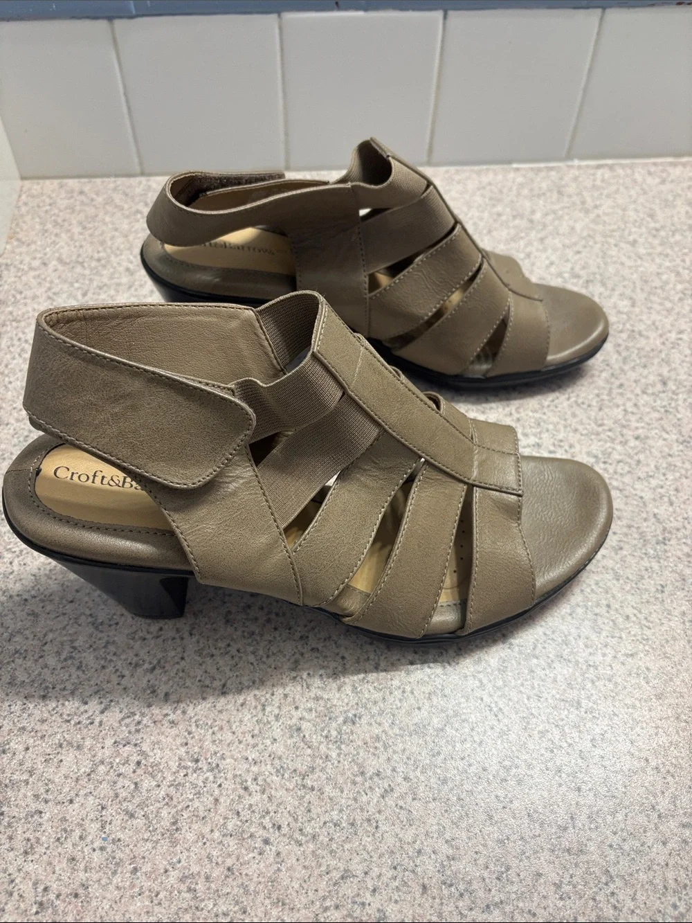 croft & barrow with Ortholite Taupe Strappy Slingback Sandals